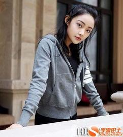 吴佳怡个人资料多少岁,青春绽放，芳华正茂的XX岁佳人