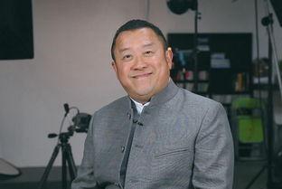 曾志伟是什么背景,从底层奋斗到影坛巨匠的传奇人生